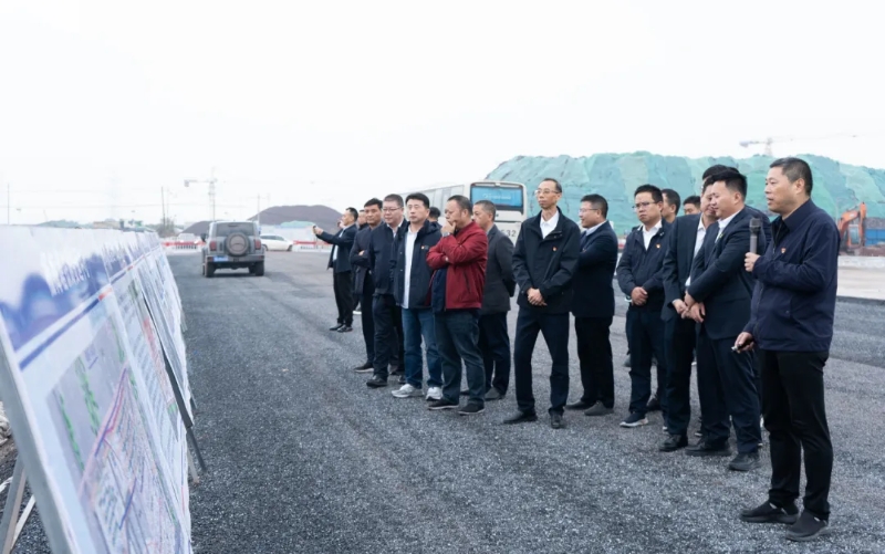 金華市國(guó)際陸港集團(tuán)有限公司組織召開三季度黨建現(xiàn)場(chǎng)會(huì)